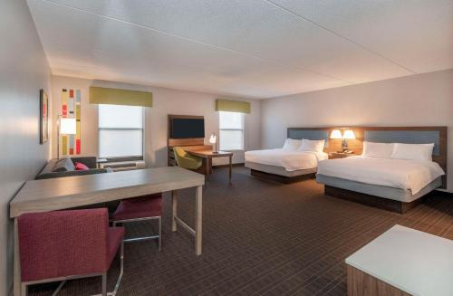 2 bedrooms, 3 beds
