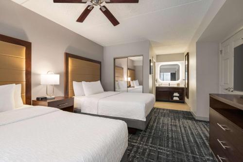 One-Bedroom Queen Suite with Two Queen Beds - Non-Smoking room in Homewood Suites by Hilton Washington D.C. Downtown
