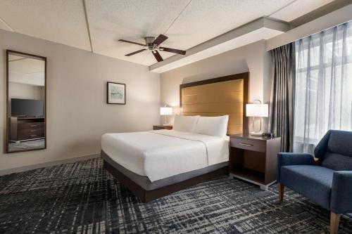 King Suite - Mobility Access/Non-Smoking room in Homewood Suites by Hilton Washington D.C. Downtown