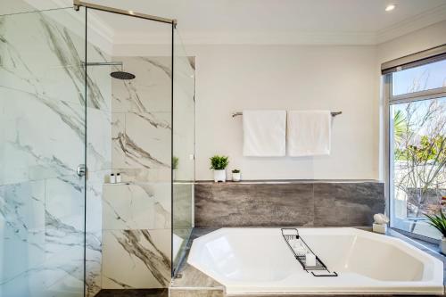 Apartment image 7