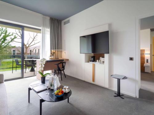 566850699 Le Domaine des Vanneaux Golf et Spa Mgallery