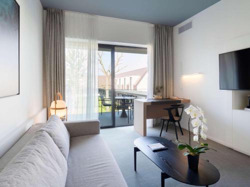 566850720 Le Domaine des Vanneaux Golf et Spa Mgallery