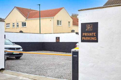 Seaside Pano Apartment #8 at Bowles Aparthotel by Yoko Property