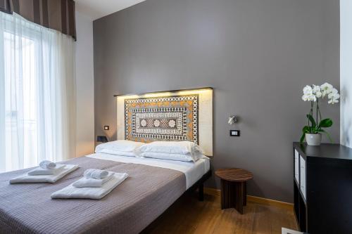 Superior Double or Twin Room image 4