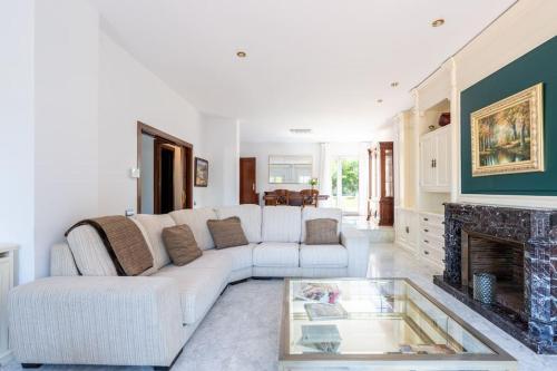 Casa Nina junto Barcelona Centro y playa in Teià