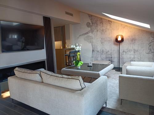 Miramare Suites in 塞斯特里萊萬泰