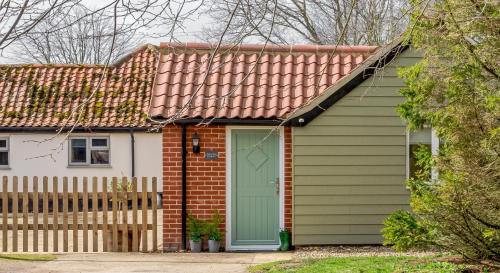 The Old Dairy & The Old Stables