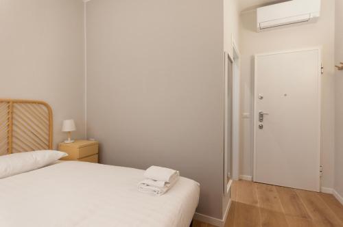 Youhosty - Ticinese Suite 3, Milan (photo 9)