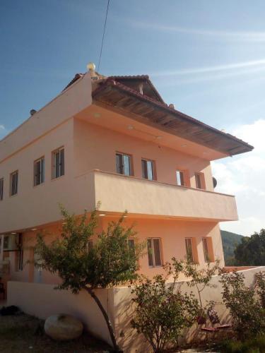 تلال اشتفينا in Ajloun