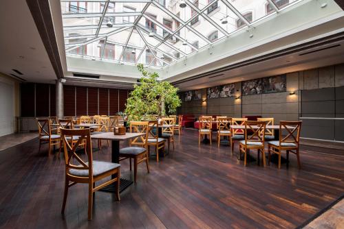 CONTI HOTEL VILNIUS, Conference Centre, Restaurant & Bar