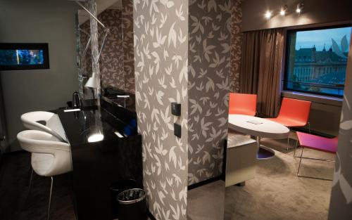 Junior Suite image 6