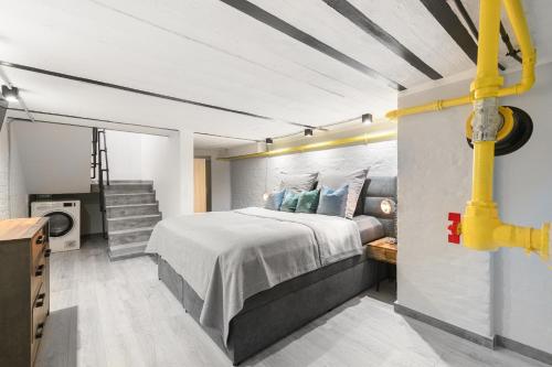 The Mierendorf I, budget group & family apartment, 1BR, 1 Living room, ideal for 2 - 4 Guests, Берлин (фото 7)