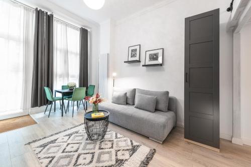 The Mierendorf I, budget group & family apartment, 1BR, 1 Living room, ideal for 2 - 4 Guests, Берлин (фото 4)