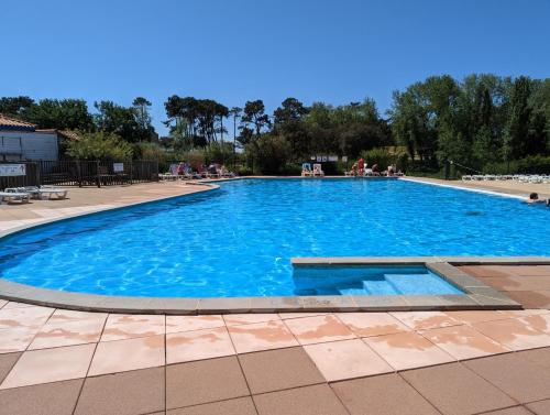 Bassein, Maison 6 personnes - Piscines, Tennis, Golf & Plage in Talmont-Saint-Hilaire