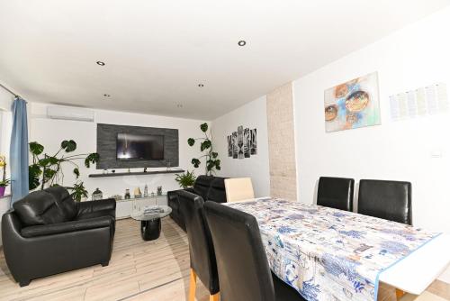 Apartmani Dolores in Kastela