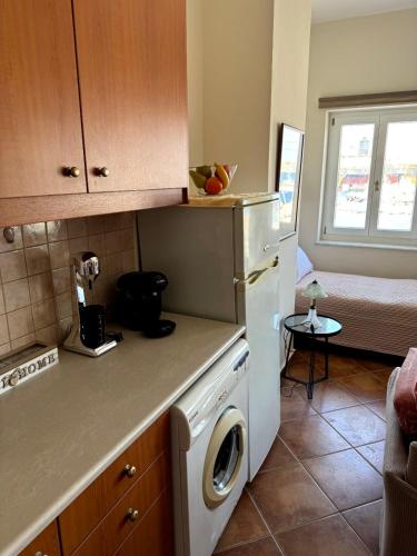 NEAR PIRAIKI APARTMENT near Syros nasjonale lufthavn