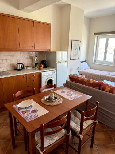 NEAR PIRAIKI APARTMENT near Syros nasjonale lufthavn