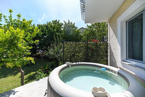 Apartmani Dolores, Kaštela
