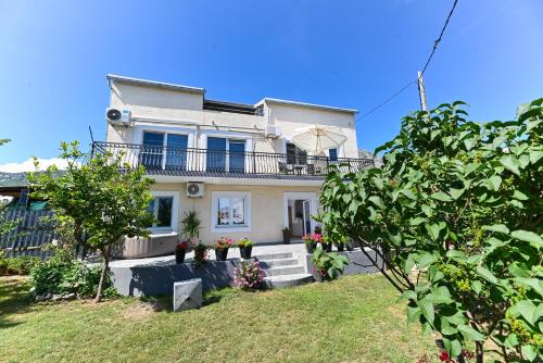 Apartmani Dolores in Kastela