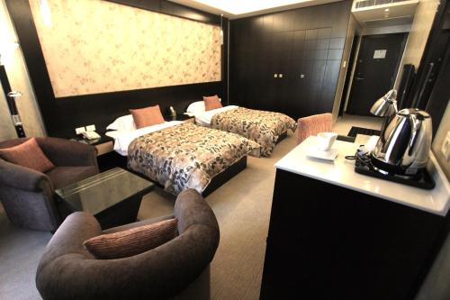 Elite Hotel By Beverly - image 7