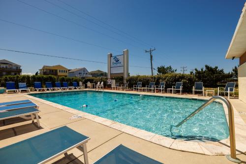 Dolphin Oceanfront Motel - Nags Head - image 3