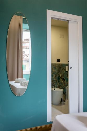 Residenza d'Epoca White Room - image 9