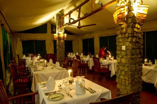 Ресторан, Mbuzi Mawe Serena Camp in Серенгеті