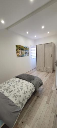 Three-Bedroom Apartment image 4