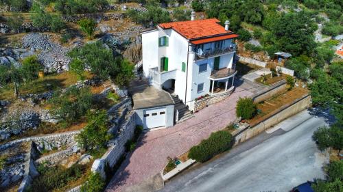 Apartman Maslina in Dusina