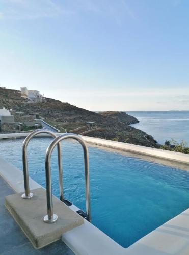 3 bedrooms, 4 beds