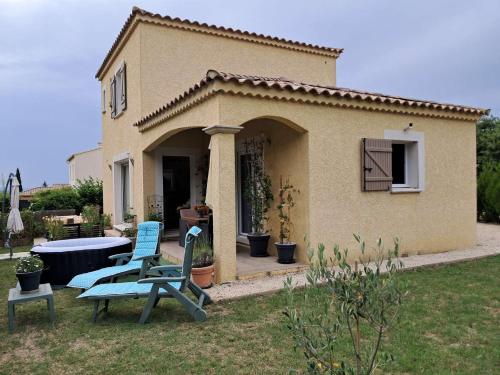 Chambre hôtes jacuzzi climatiseur provence - La Baume-de-Transit