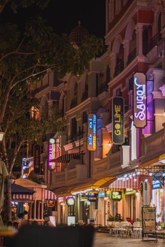 DNh Phu Quoc - Shanghai Town - Grand World, Phu Quoc