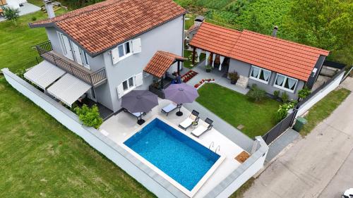 Villa Batarelo fully air-conditioned in Lučane