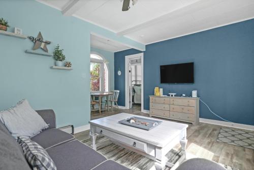 Charming South Haven Condo Less Than 1 Mi to Beach! in South Haven, USA