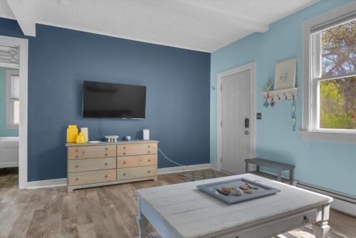 Charming South Haven Condo Less Than 1 Mi to Beach! in South Haven, USA
