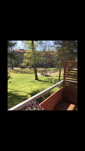 Private room with balcony in shared Design apartment 8 minutes away from center and exactly In front of the metro station, Helsinki (photo 7)