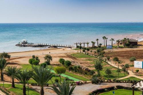 1 Bed Flat in Beach Resort 1 Bed Flat in Beach Resort