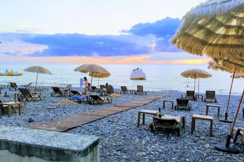 مناطق جذب قريبة, Двухэтажный дом Людмилы с тремя спальнями и кухней, в Чакви, в 300 метрах от моря (Двухэтажныи дом Людмилы с тремя спальнями и кухнеи, в Чакви, в 300 метрах от моря) in تشاكفي