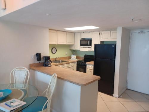 Islander Beach Resort - New Smyrna Beach - main image