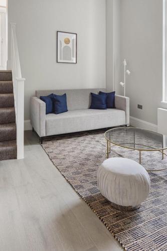 Collingham Apartments - image 11