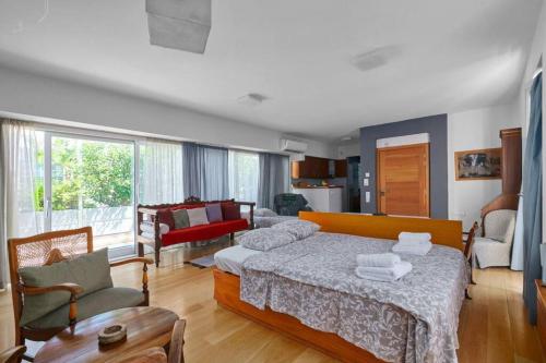 Mon3 The magnificent flat 1Parthenon