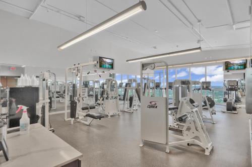 Fabulous 2 bedroom in Heart of Grove