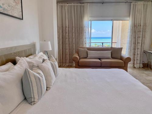 Beautiful Beachfront Penthouse At Cap Cana Beautiful Beachfront Penthouse At Cap Cana
