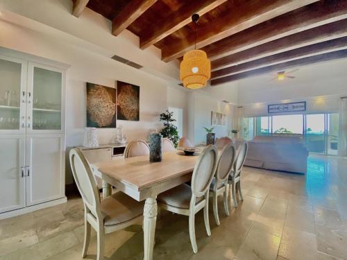 Beautiful Beachfront Penthouse At Cap Cana Beautiful Beachfront Penthouse At Cap Cana