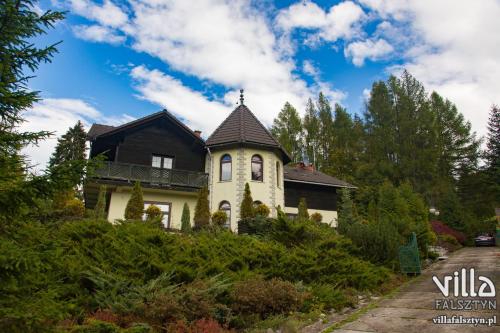Viesnīcas āriene, Villa Falsztyn in Falsztyn