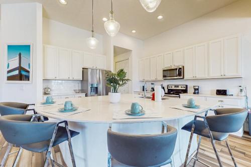 Lakeside Living in Davenport, USA