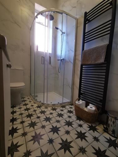 Botanic Avenue Hostel less than a mile from the City Centre near ที่ว่าการเมือง