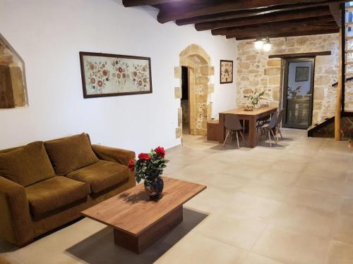 Traditional Villa in fres in Fres