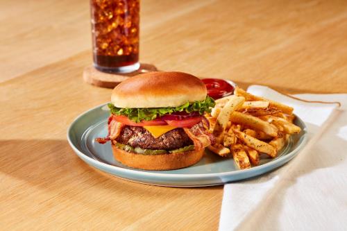 Holiday Inn Grand Rapids-Airport by IHG in Grand Rapids, USA