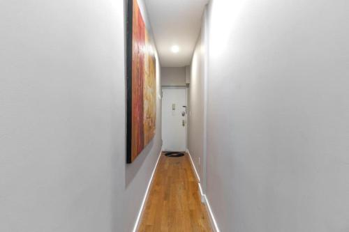 Renovated Lower Eastside 2BR Washer Dryer, New York (Foto 9)